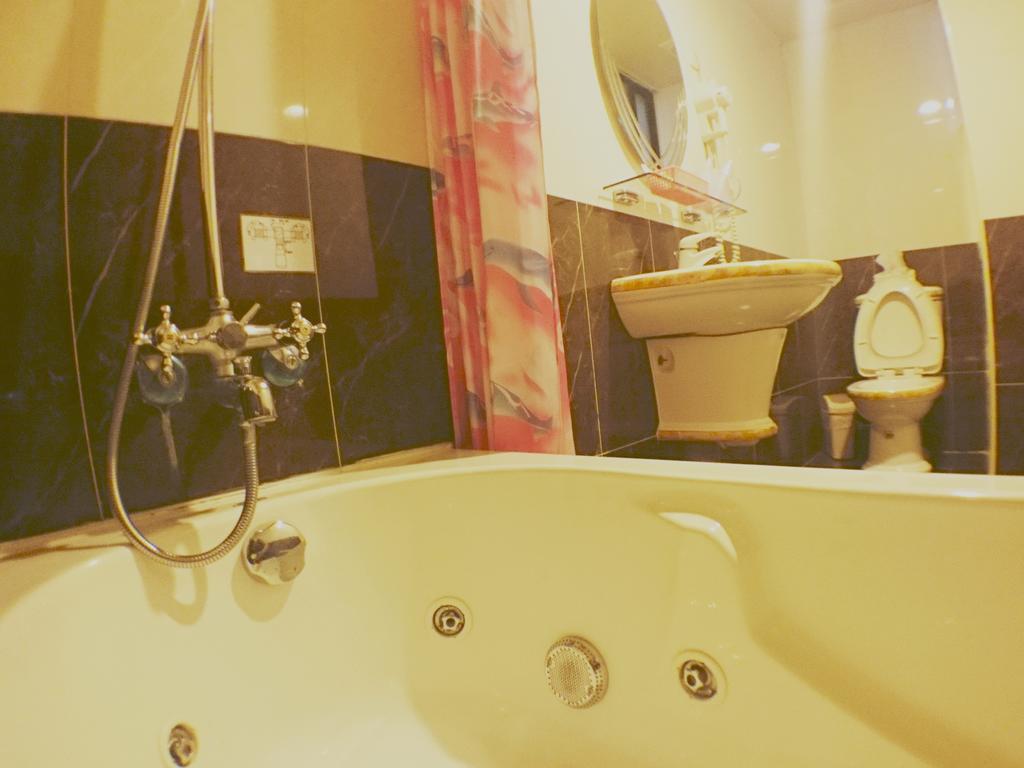 Fu Chia Hotel Keelung Quarto foto